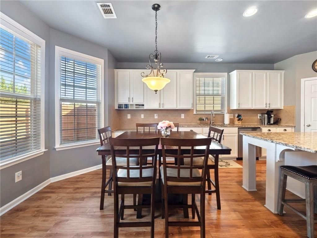 Building Photo - 1704 Ammons Falls Ct