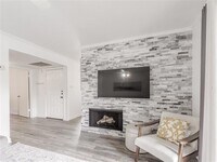 Building Photo - 4748 Old Bent Tree Ln