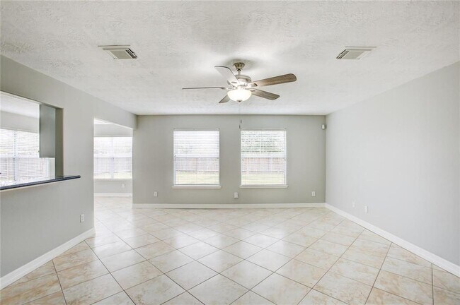 Building Photo - 2301 Wimberly Dr