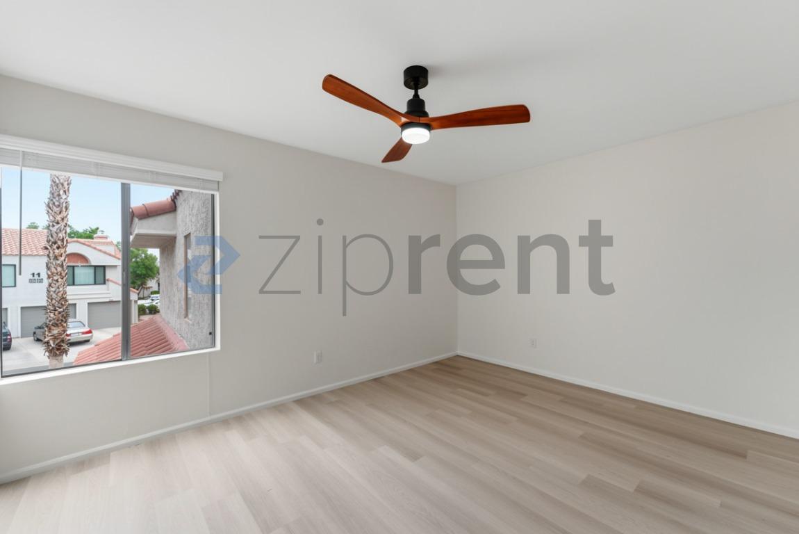 Building Photo - Unit Unit 1018