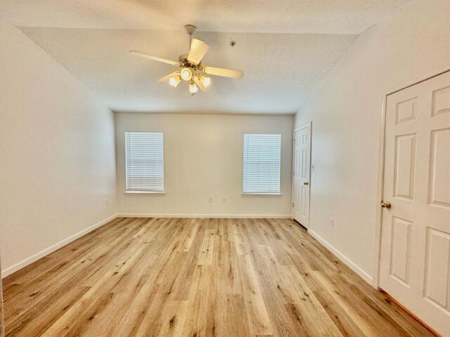 Building Photo - 209 Swaying Pine Ct