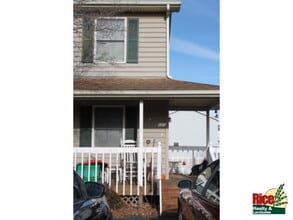 Building Photo - 505 Kamran Dr NW