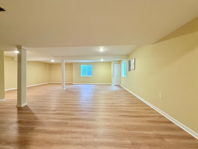 Building Photo - 4216 Chelsea Mnr Cir