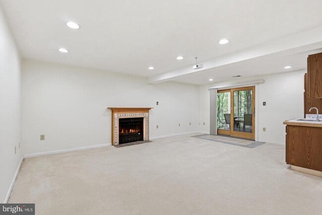 Building Photo - 10799 Adare Dr