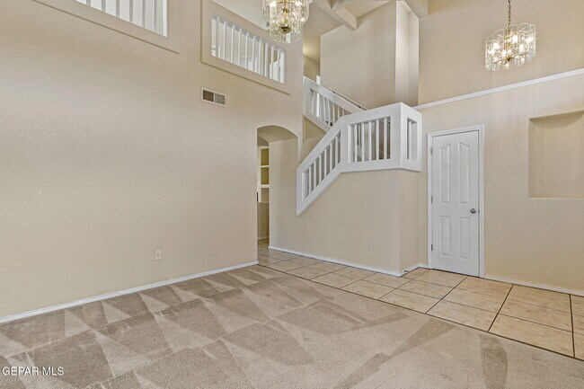Building Photo - 6377 Franklin Ridge Dr