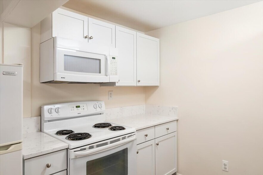 Building Photo - 1 Drummer Rd