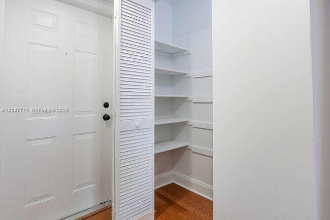 Building Photo - 4600 SW 67th Ave