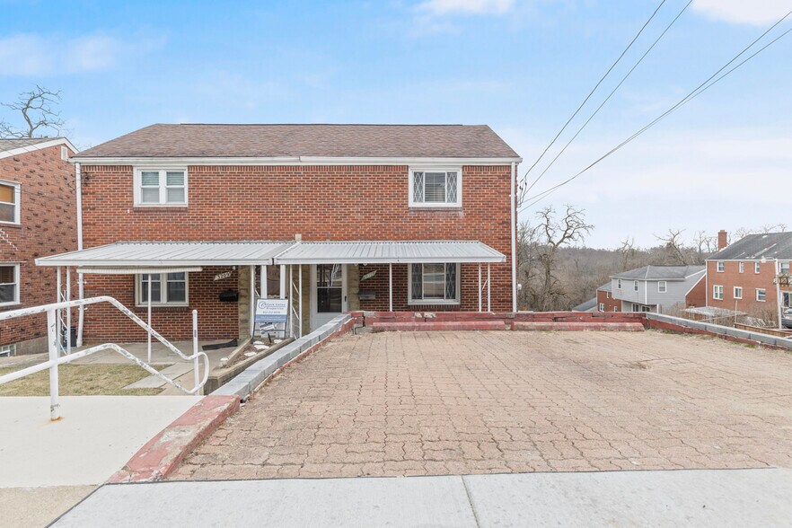 Primary Photo - 3211 Glendale Ave