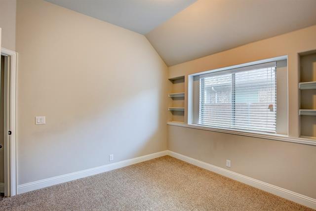 Building Photo - 11700 Buckthorn Dr