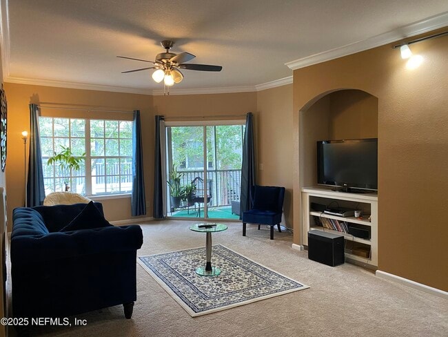 Building Photo - 10000 Gate Pkwy