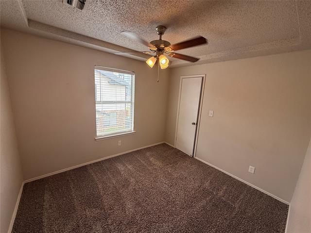 Building Photo - 5912 Holiday Ln