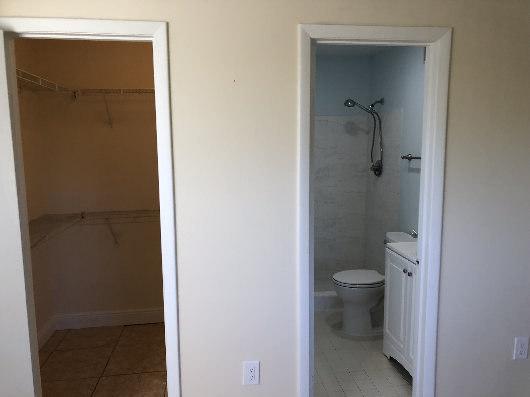 Master bedroom bath and walk-in closet - 11311 SW 200th St