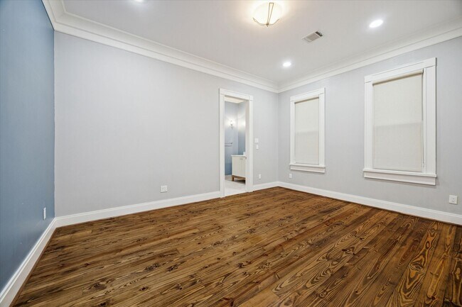 Building Photo - 1226 Heights Blvd