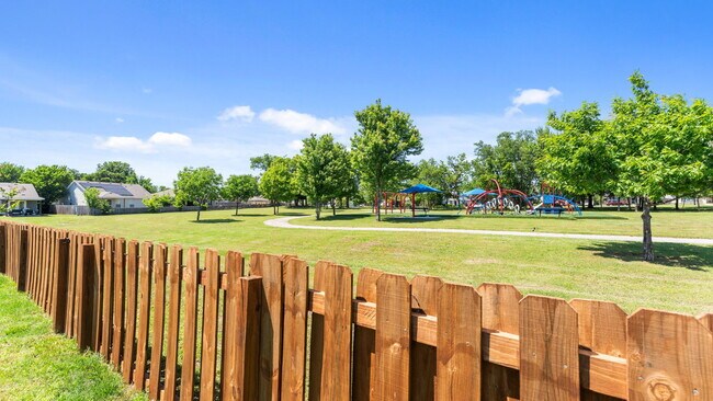 Building Photo - 4486 W Serviceberry Dr
