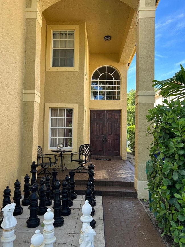 Building Photo - 13118 SW 45th Dr