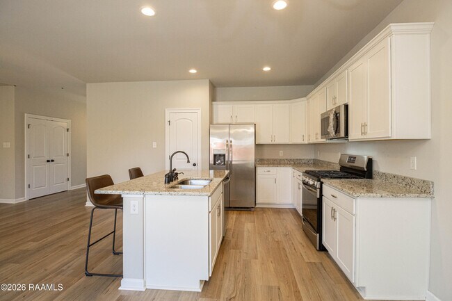 Building Photo - 303 Tall Meadows Ln