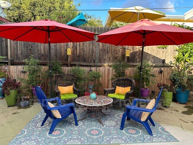 Building Photo - 441 E 7th Ave