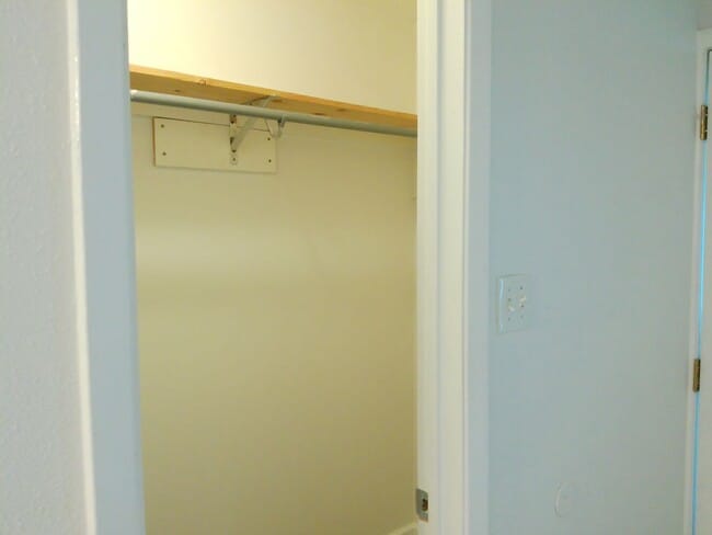 Building Photo - 2930 E Harrington Dr