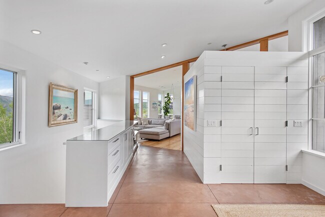 Building Photo - 269 Gambel Way