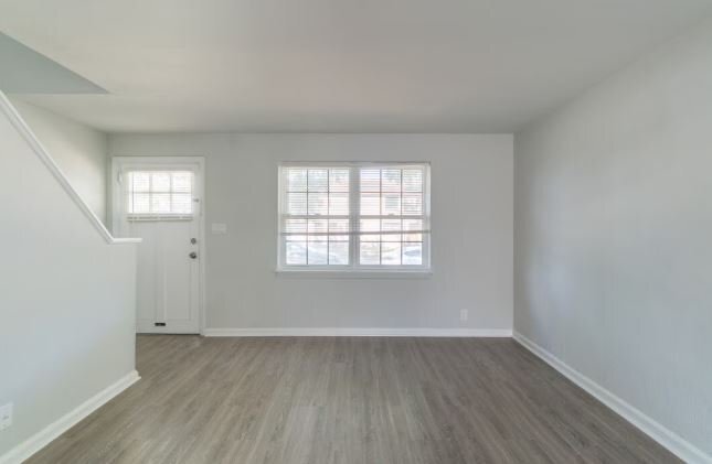 Building Photo - 124 Yorke St