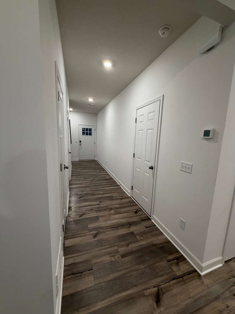 Building Photo - 10604 Heron Ave S