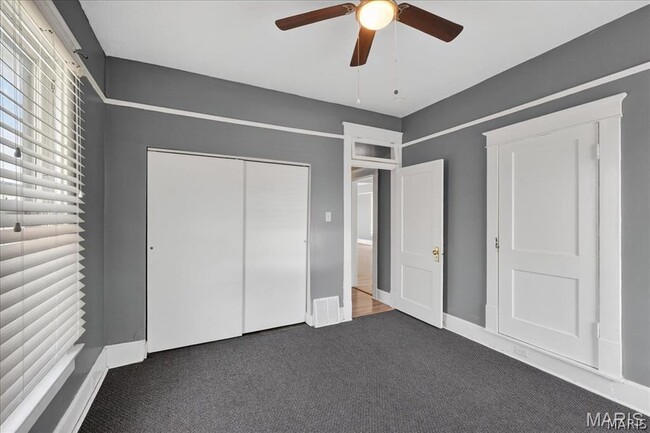 Building Photo - 221 Lebanon Ave