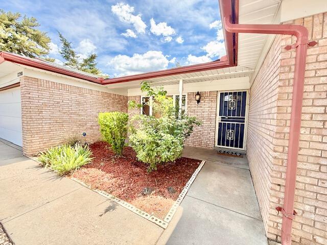 Building Photo - 12208 Victoria Falls Dr NE