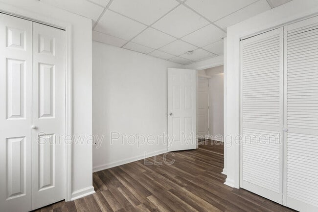 Building Photo - 1036 Collings Ave