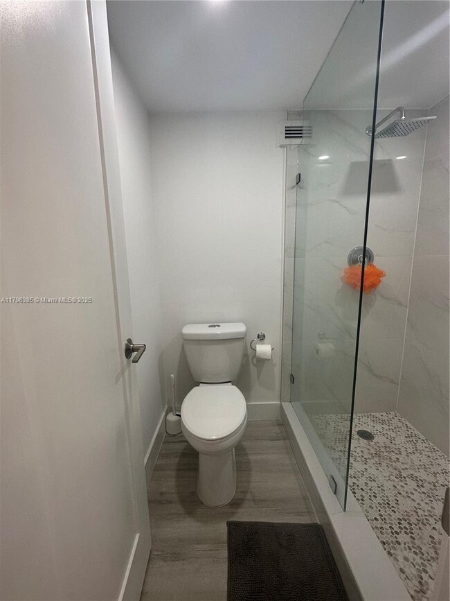 Building Photo - 3800 S Ocean Dr