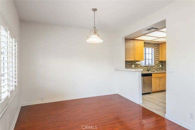 Building Photo - 4543 Willis Ave