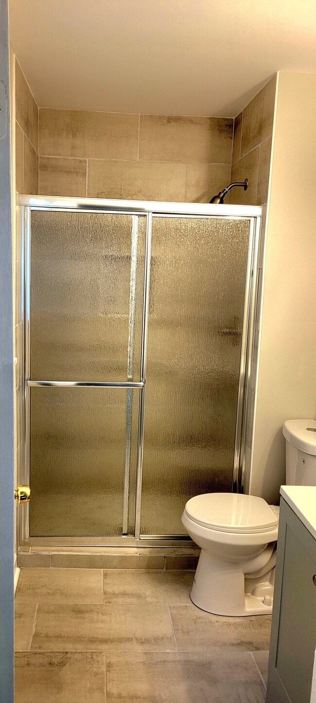 Building Photo - 2915 Lajean Dr