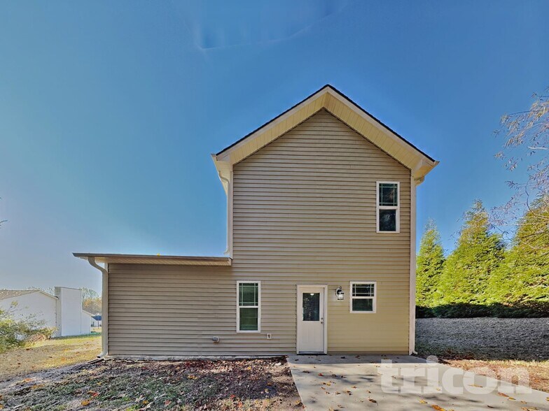 Building Photo - 175 Gray Ghost St