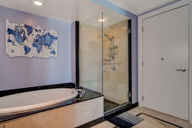 Building Photo - Sky Las Vegas 1205- Stunning Fully Furnish...