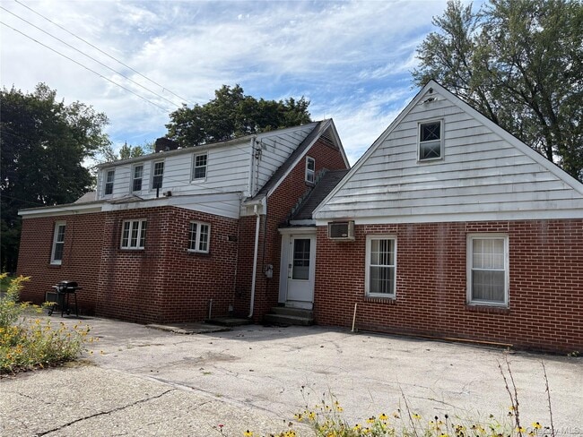 Building Photo - 660 Wheeler Hill Rd