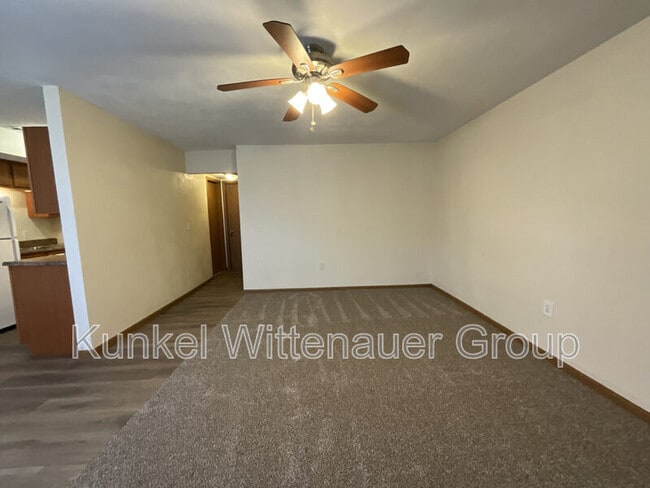 Building Photo - 1810-6 Jamestown Road