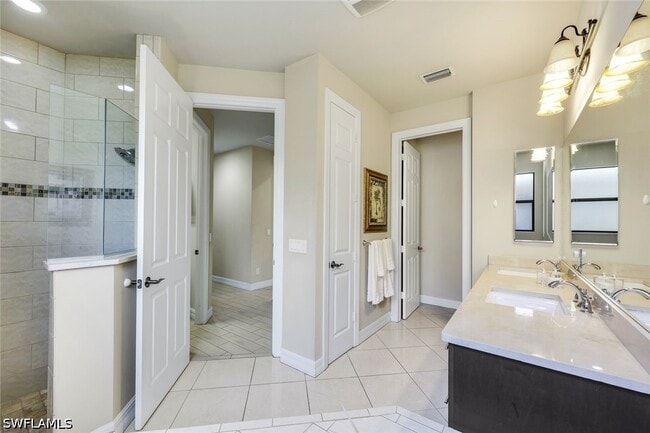 Building Photo - 1243 Briarwood Ct