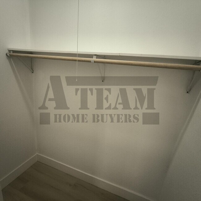 Building Photo - Fully remodeled 4-bedroom, 2-bathroom home