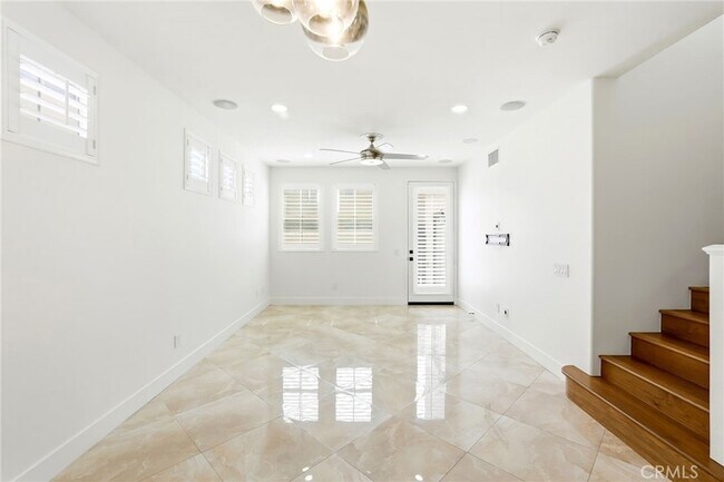 Building Photo - 11537 Amalfi Way