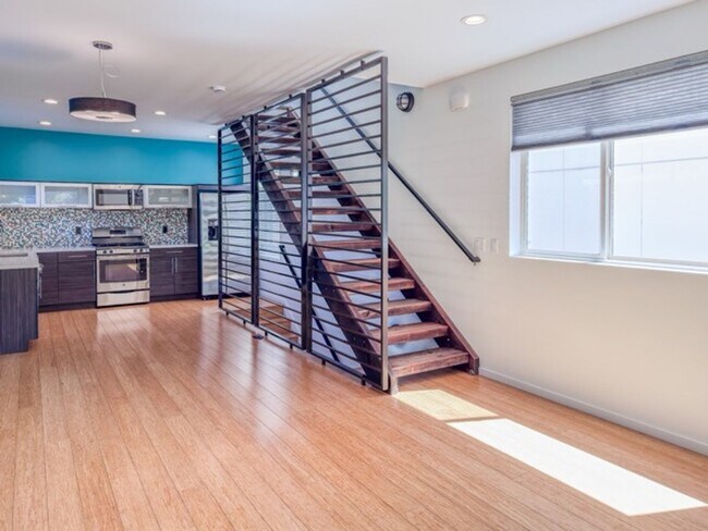 Building Photo - 4146 25th Ave SW