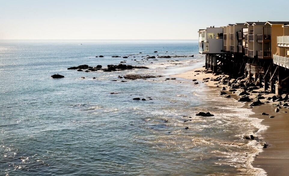 Building Photo - 20638 Pacific Coast Hwy