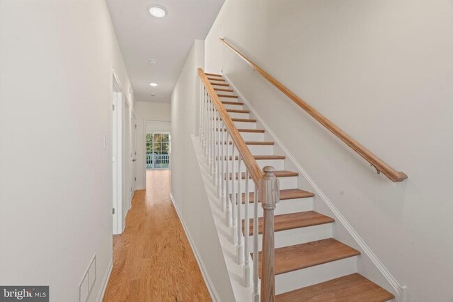 Building Photo - 2306 Palermo Dr