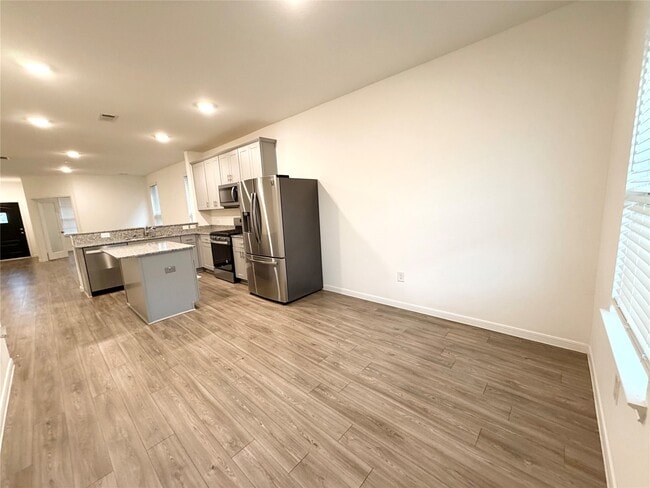Building Photo - 1348 Bright Hl Dr