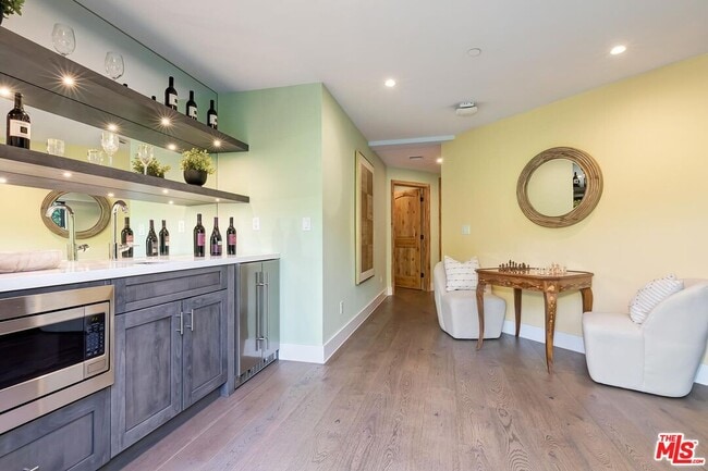 Building Photo - 2841 Montcalm Ave