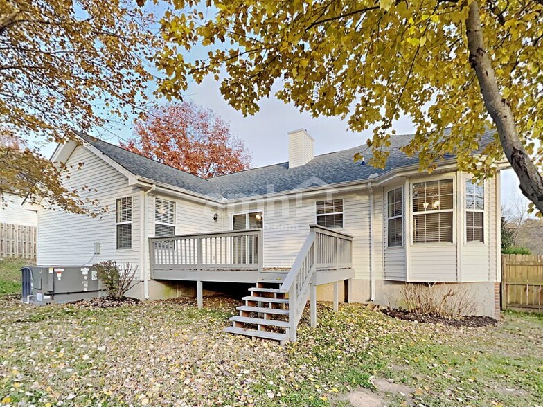 Building Photo - 1300 Georgetown Dr