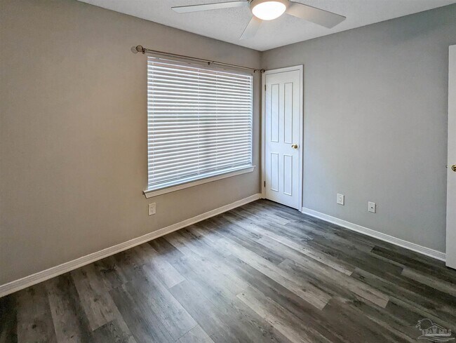 Building Photo - 1313 Foxborough Dr