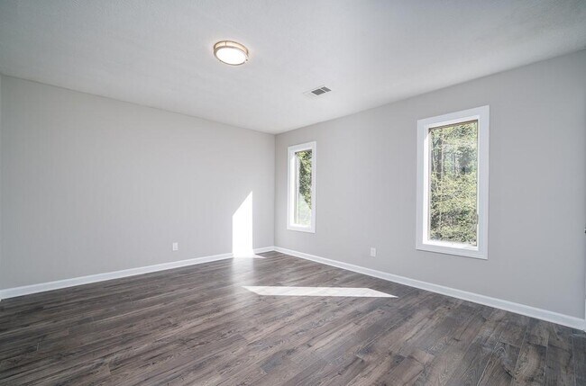 Building Photo - 4079 Dunnington Dr