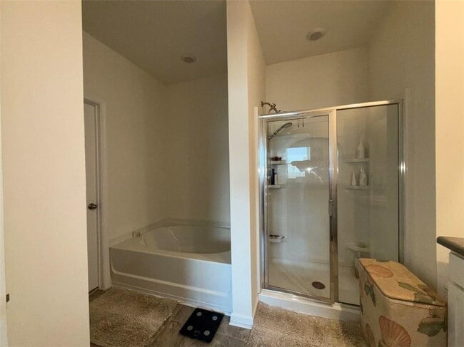 Building Photo - 2015 Waycross Ln