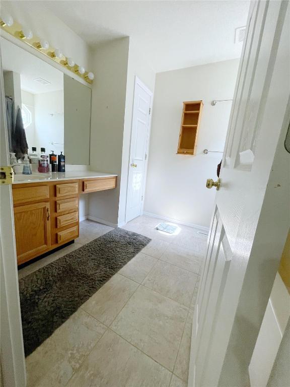 Building Photo - 335 Moultrie Ln