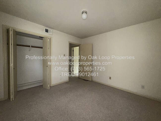 Building Photo - 7610 Burning Hills Dr