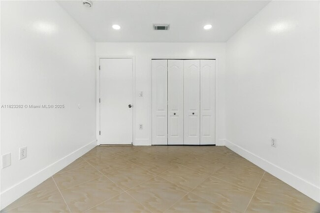 Building Photo - 17733 SW 152nd Pl